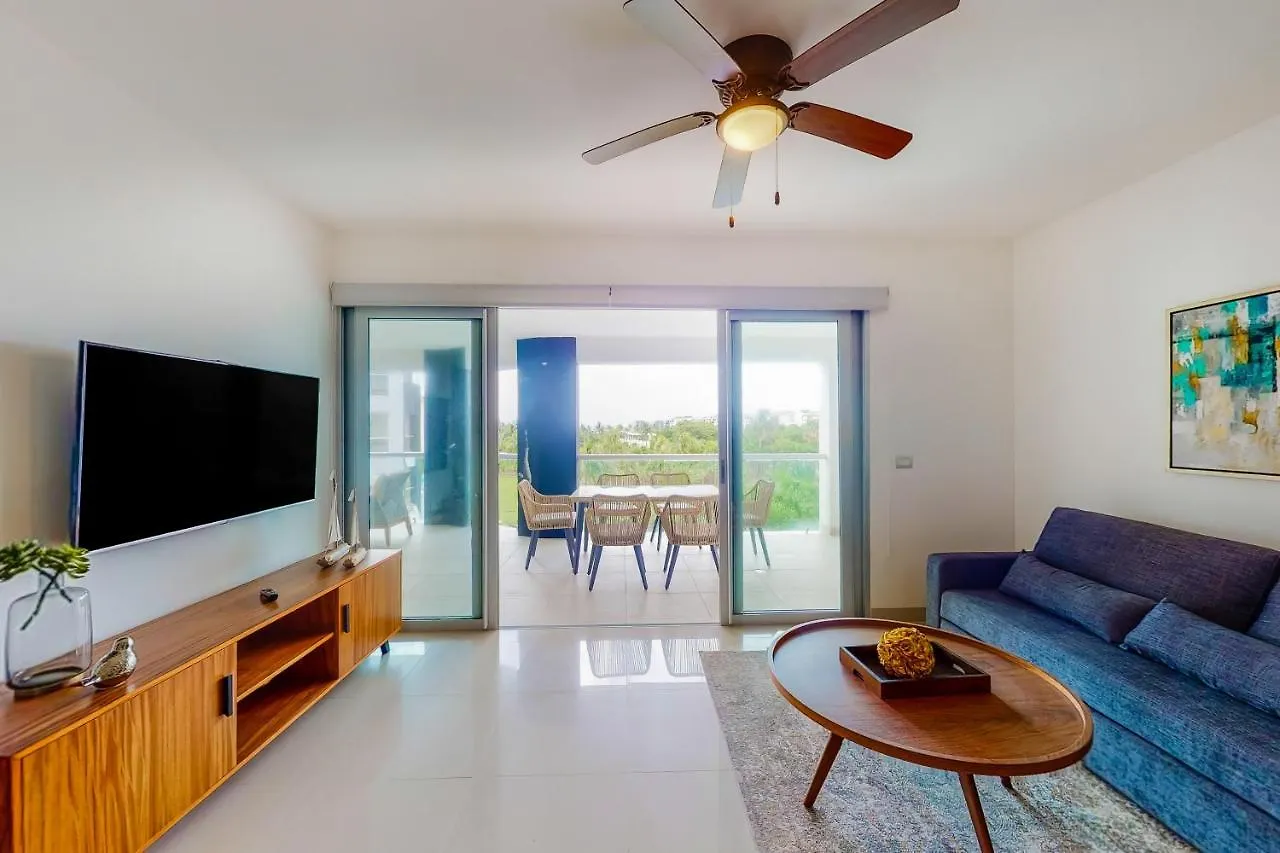 Hakuna Matata 725N At Mareazul Beachfront Playa del Carmen Appartamento